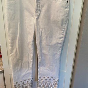 St. Johns Bay White Capri Jeans with Embroidered Hem